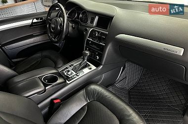 Позашляховик / Кросовер Audi Q7 2014 в Києві