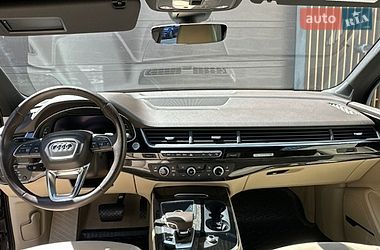 Внедорожник / Кроссовер Audi Q7 2017 в Львове