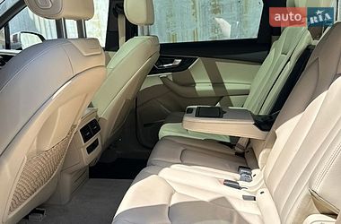 Внедорожник / Кроссовер Audi Q7 2017 в Львове