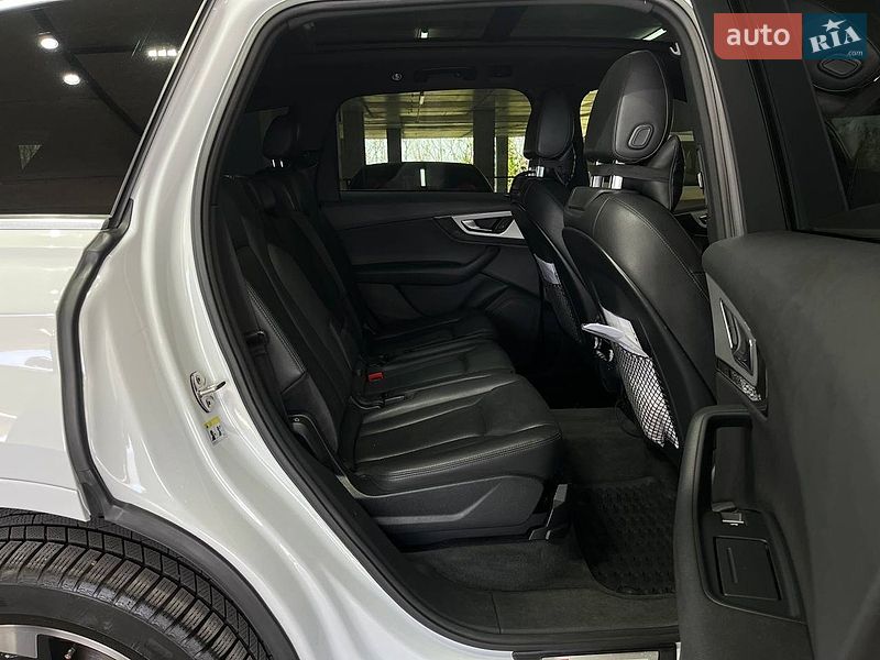 Внедорожник / Кроссовер Audi Q7 2019 в Одессе