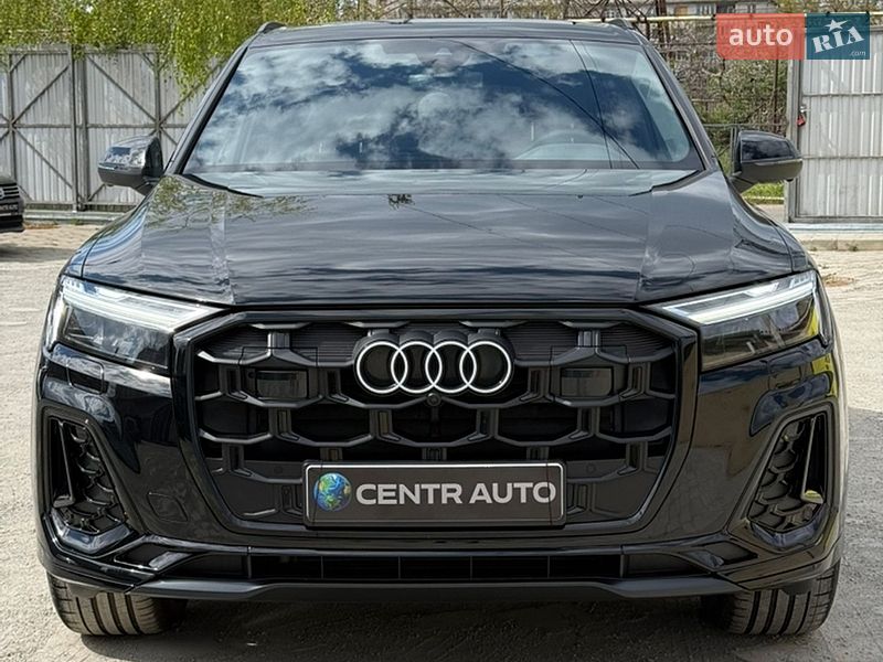 Внедорожник / Кроссовер Audi Q7 2024 в Подольске