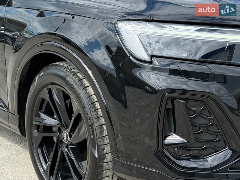 Внедорожник / Кроссовер Audi Q7 2024 в Подольске