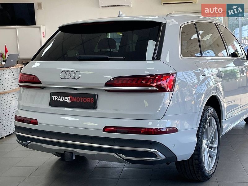 Внедорожник / Кроссовер Audi Q7 2023 в Киеве