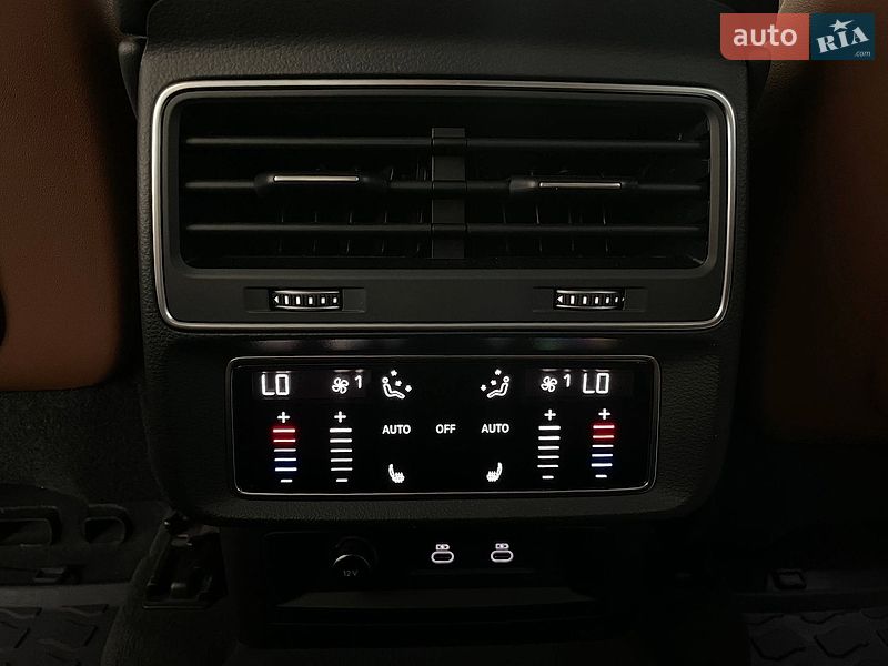 Внедорожник / Кроссовер Audi Q7 2023 в Киеве
