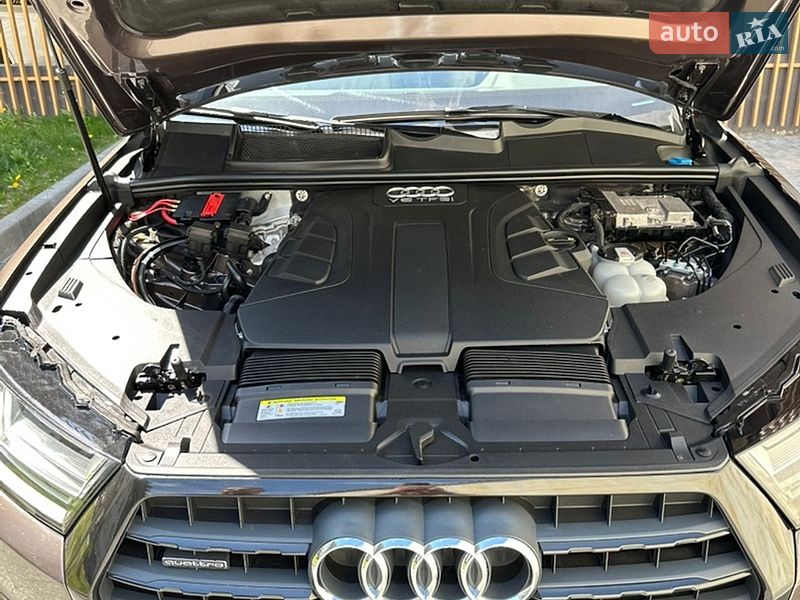 Внедорожник / Кроссовер Audi Q7 2017 в Львове