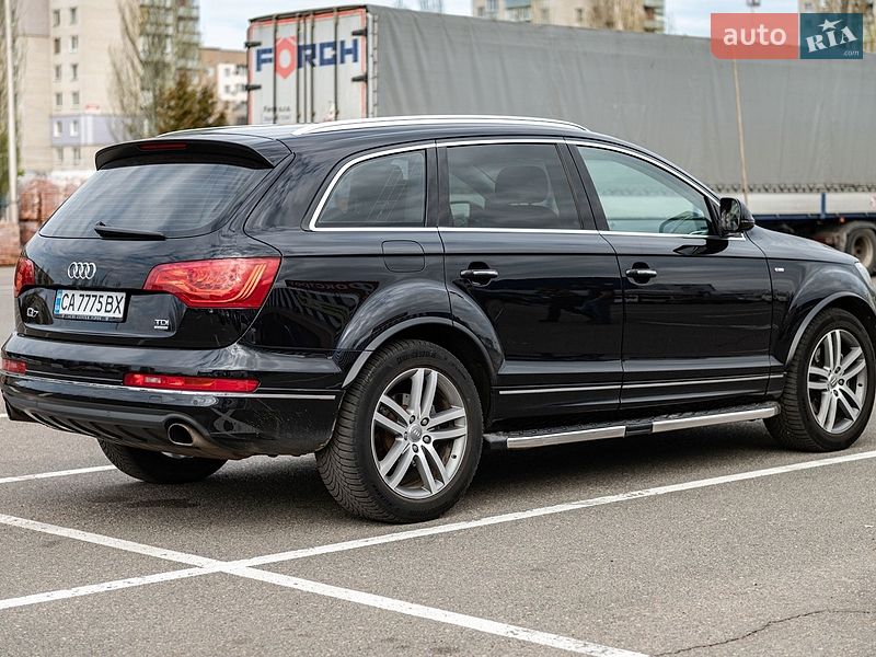 Внедорожник / Кроссовер Audi Q7 2015 в Черкассах