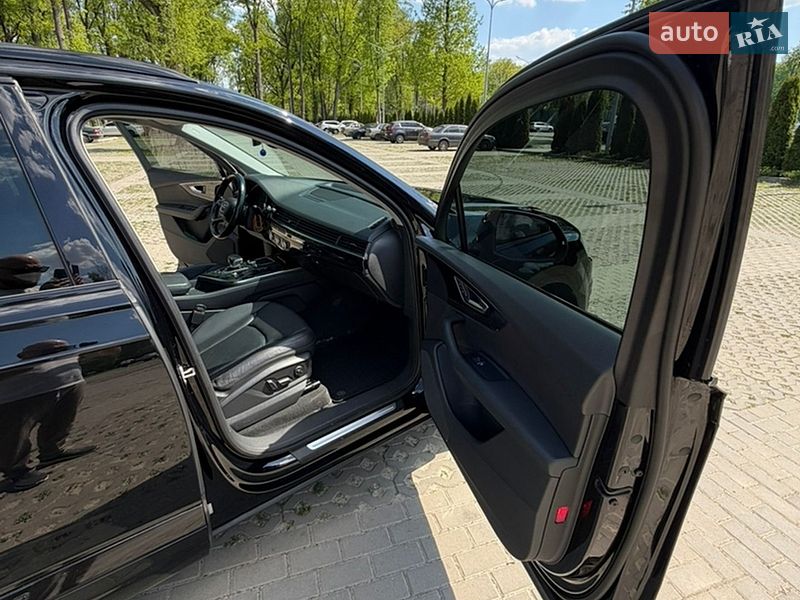 Позашляховик / Кросовер Audi Q7 2016 в Харкові фото 18 Позашляховик / Кросовер Audi Q7 2016 в Харкові