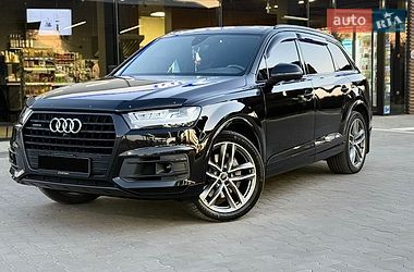 Внедорожник / Кроссовер Audi Q7 2017 в Виннице