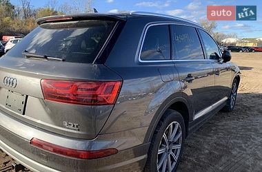 Внедорожник / Кроссовер Audi Q7 2018 в Киеве