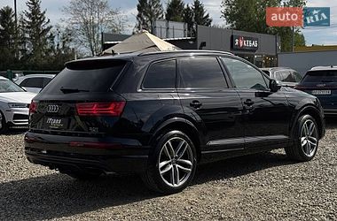 Внедорожник / Кроссовер Audi Q7 2017 в Стрые