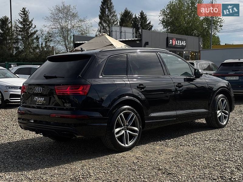 Внедорожник / Кроссовер Audi Q7 2017 в Стрые