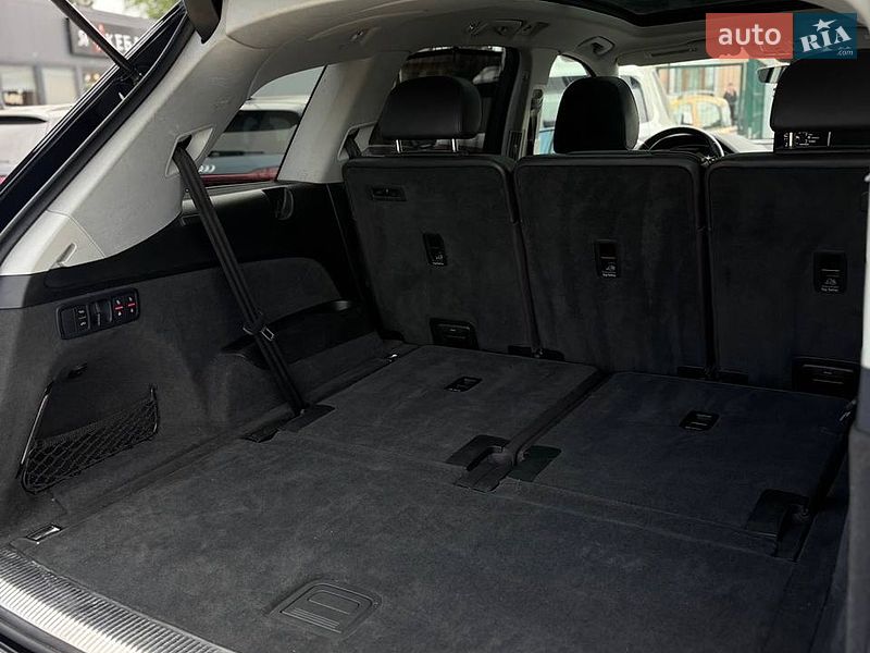 Внедорожник / Кроссовер Audi Q7 2017 в Стрые