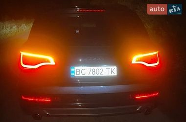 Позашляховик / Кросовер Audi Q7 2015 в Львові