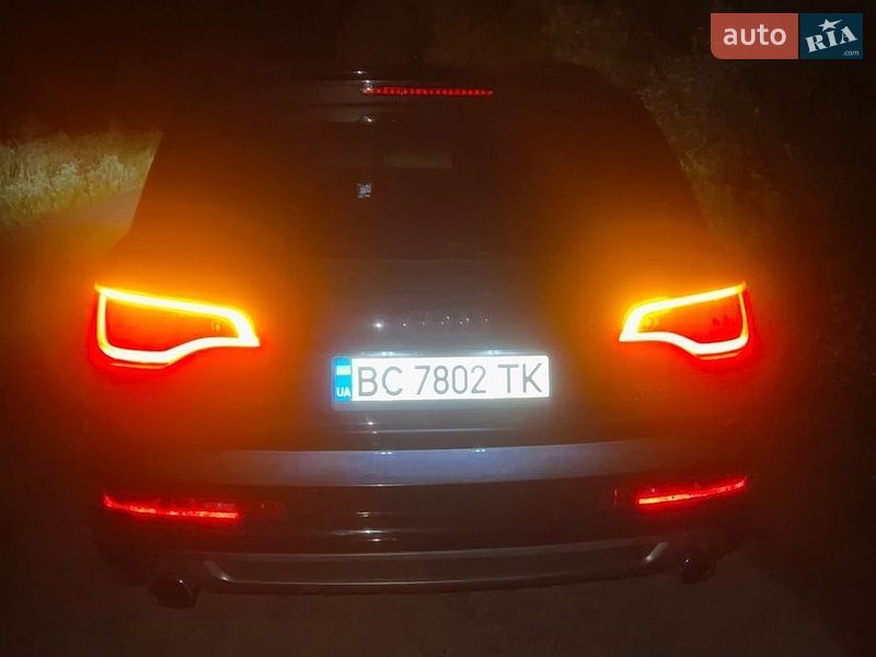Позашляховик / Кросовер Audi Q7 2015 в Львові