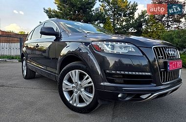 Внедорожник / Кроссовер Audi Q7 2015 в Полтаве