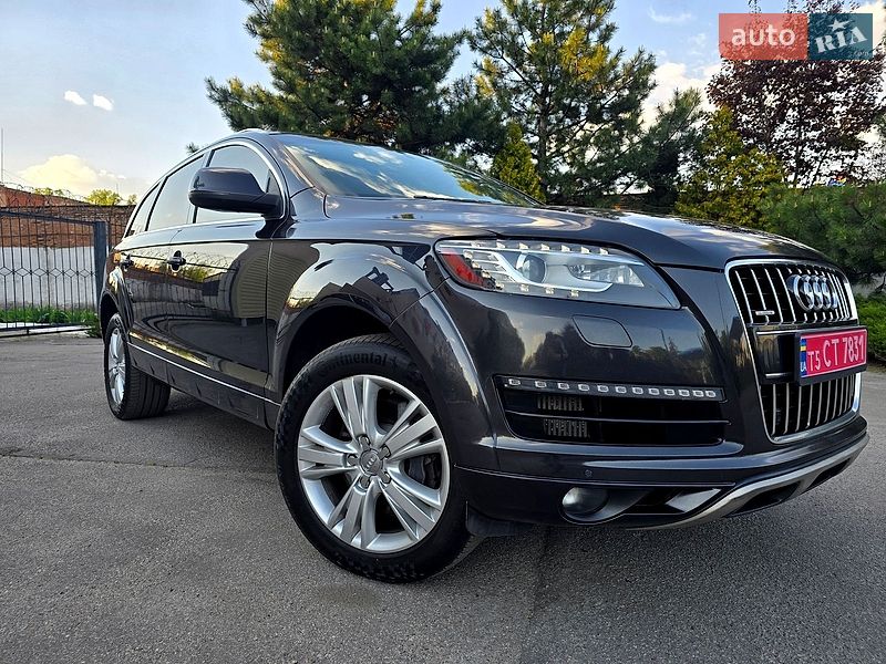 Внедорожник / Кроссовер Audi Q7 2015 в Полтаве
