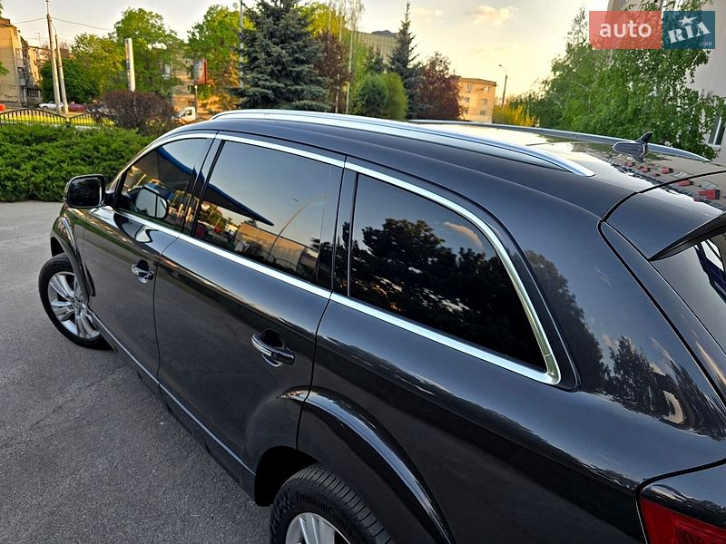 Внедорожник / Кроссовер Audi Q7 2015 в Полтаве