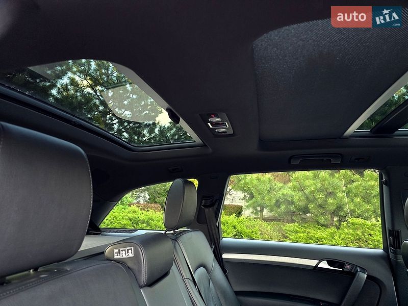Внедорожник / Кроссовер Audi Q7 2015 в Полтаве