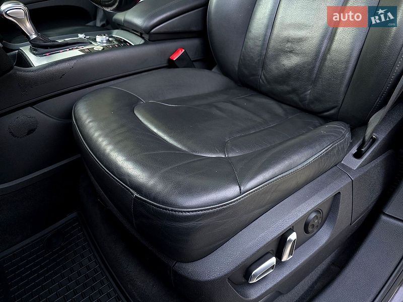 Внедорожник / Кроссовер Audi Q7 2015 в Полтаве