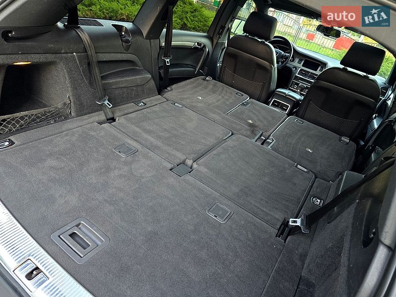 Внедорожник / Кроссовер Audi Q7 2015 в Полтаве