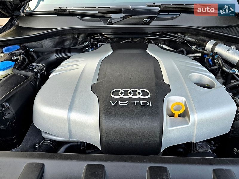 Внедорожник / Кроссовер Audi Q7 2015 в Полтаве