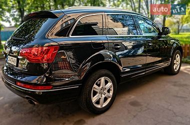 Внедорожник / Кроссовер Audi Q7 2015 в Черкассах