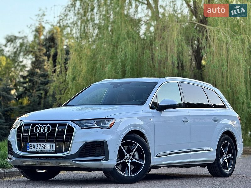 Внедорожник / Кроссовер Audi Q7 2021 в Киеве