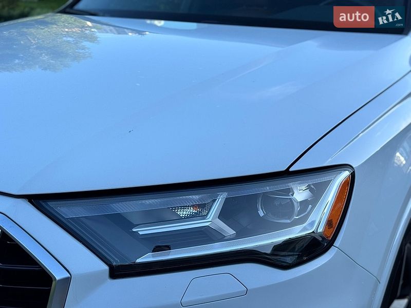 Внедорожник / Кроссовер Audi Q7 2021 в Киеве