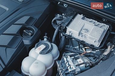 Позашляховик / Кросовер Audi Q7 2017 в Дніпрі