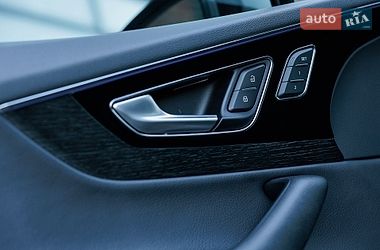Позашляховик / Кросовер Audi Q7 2017 в Дніпрі