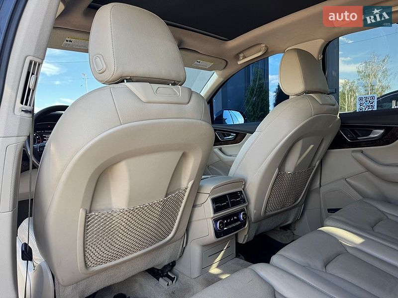 Позашляховик / Кросовер Audi Q7 2017 в Івано-Франківську
