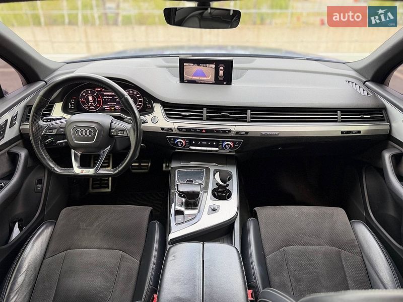 Позашляховик / Кросовер Audi Q7 2016 в Києві
