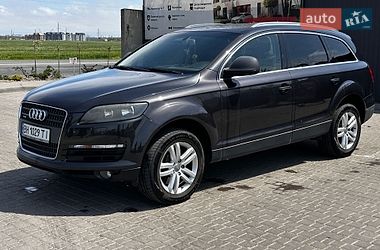 Внедорожник / Кроссовер Audi Q7 2007 в Одессе