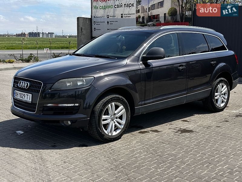 Внедорожник / Кроссовер Audi Q7 2007 в Одессе