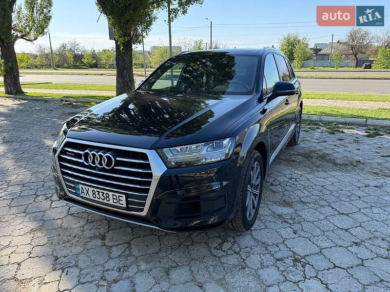 Внедорожник / Кроссовер Audi Q7 2017 в Харькове