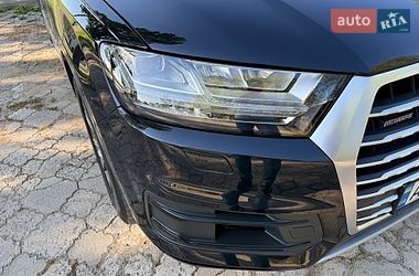 Внедорожник / Кроссовер Audi Q7 2017 в Харькове