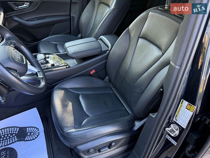 Внедорожник / Кроссовер Audi Q7 2017 в Харькове