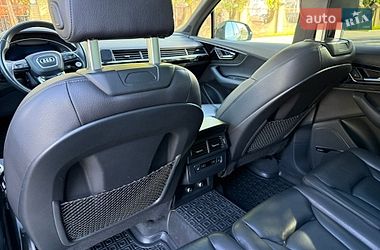 Внедорожник / Кроссовер Audi Q7 2017 в Харькове