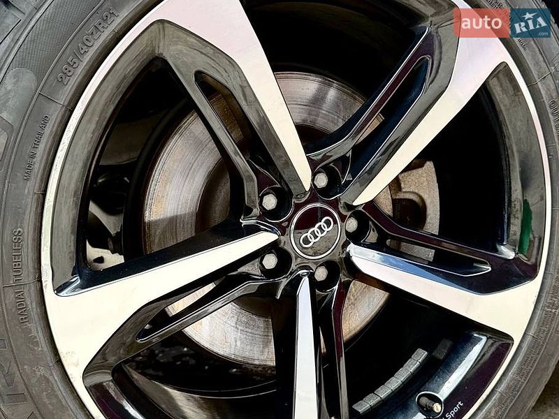 Внедорожник / Кроссовер Audi Q7 2019 в Тячеве
