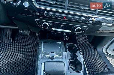 Внедорожник / Кроссовер Audi Q7 2018 в Трускавце