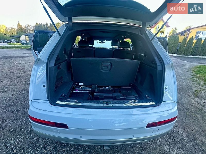 Внедорожник / Кроссовер Audi Q7 2018 в Трускавце