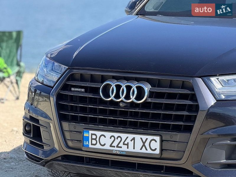 Внедорожник / Кроссовер Audi Q7 2017 в Львове