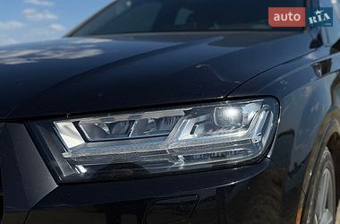 Внедорожник / Кроссовер Audi Q7 2017 в Львове
