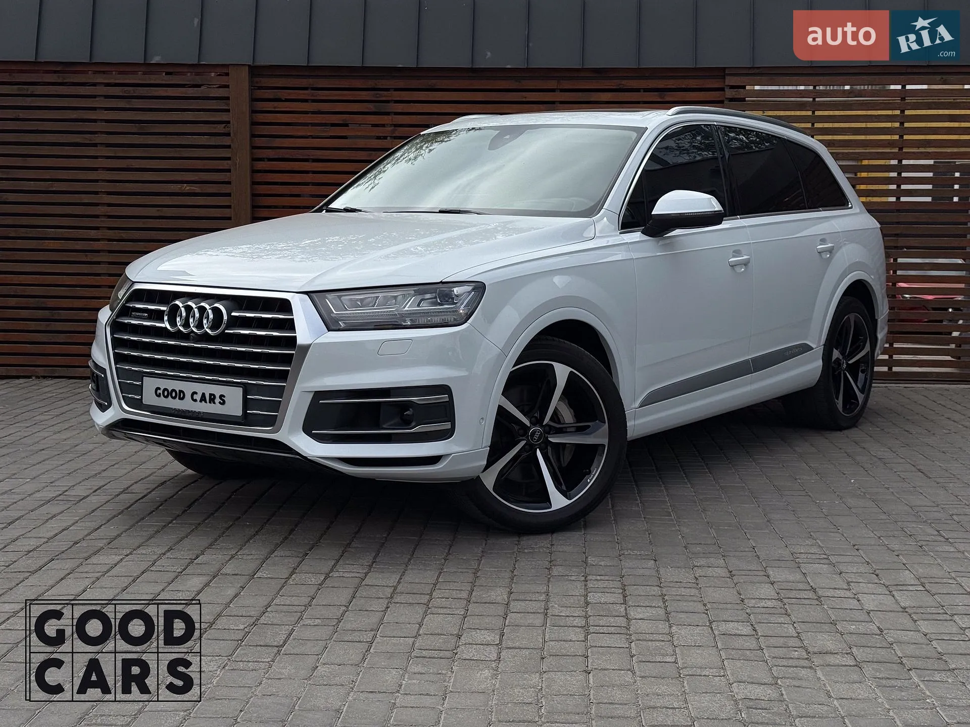 2018 Audi Q7 - фото 1