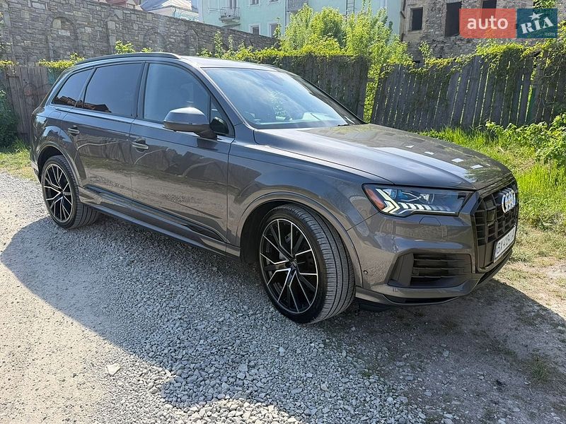 Внедорожник / Кроссовер Audi Q7 2020 в Каменец-Подольском