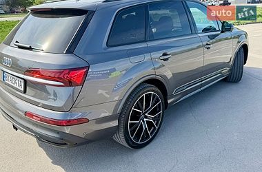 Внедорожник / Кроссовер Audi Q7 2020 в Каменец-Подольском