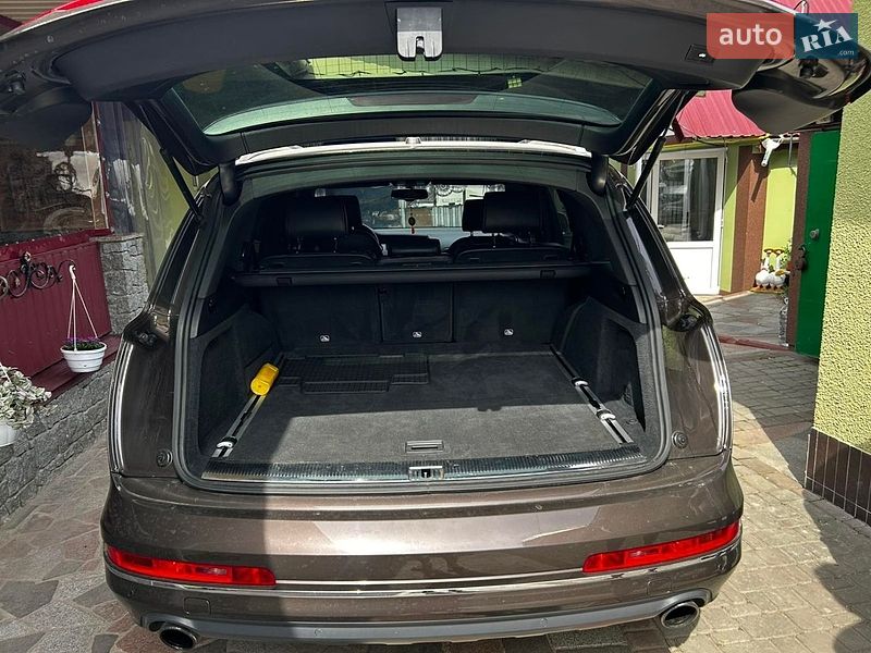 Внедорожник / Кроссовер Audi Q7 2012 в Жашкове