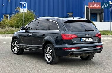 Внедорожник / Кроссовер Audi Q7 2012 в Киеве