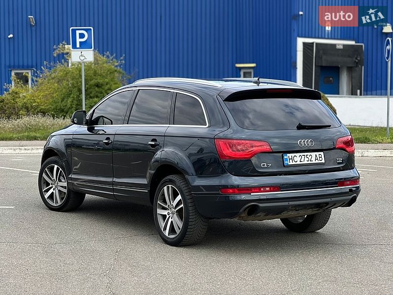 Внедорожник / Кроссовер Audi Q7 2012 в Киеве