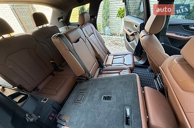 Позашляховик / Кросовер Audi Q7 2021 в Прилуках